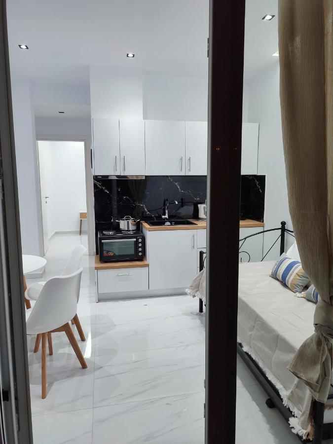 Alexander Luxury Apartments & Studios Metamorfosi  Eksteriør billede